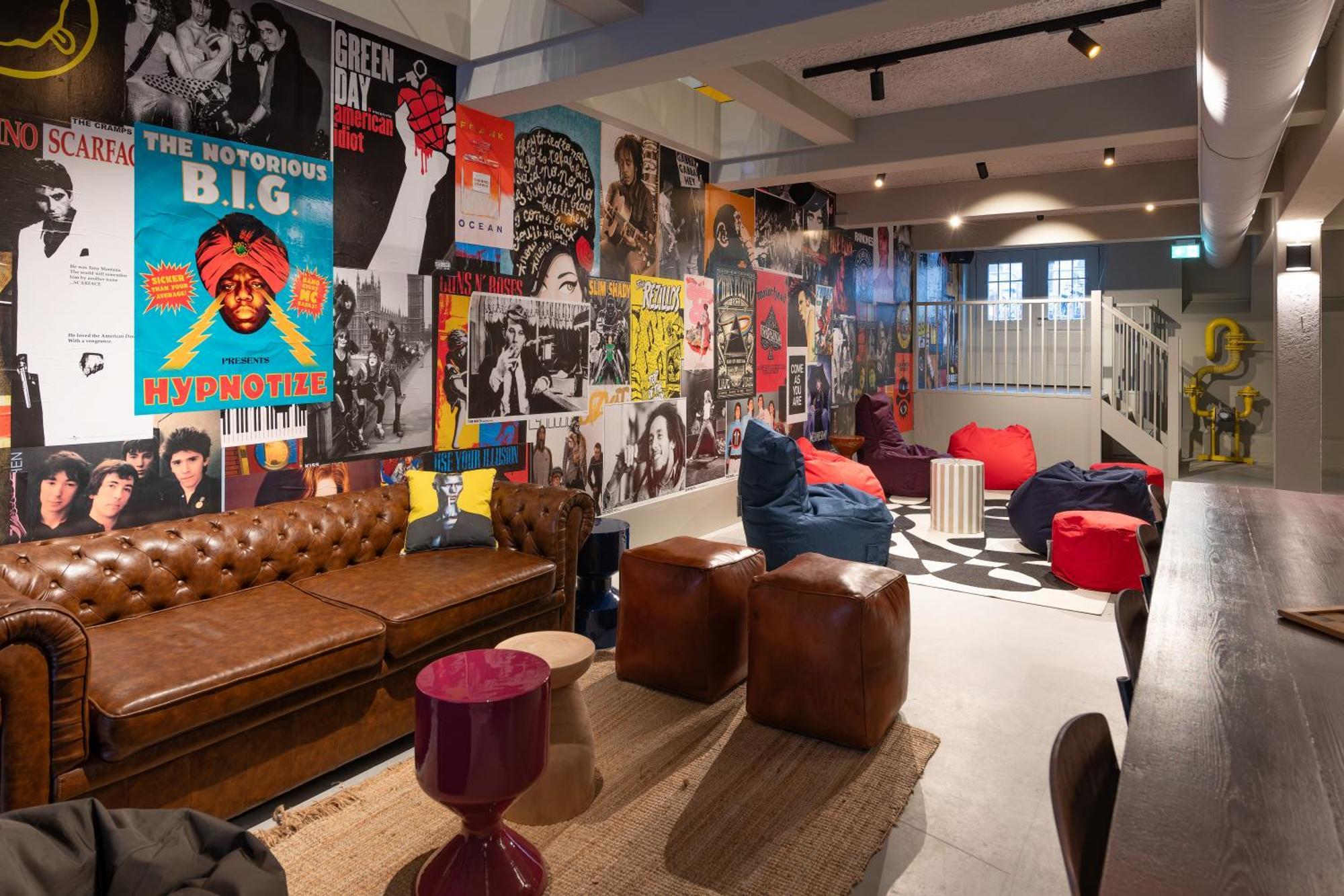 Stayokay Hostel Amsterdam Stadsdoelen - Refurbished November 2024 Εξωτερικό φωτογραφία