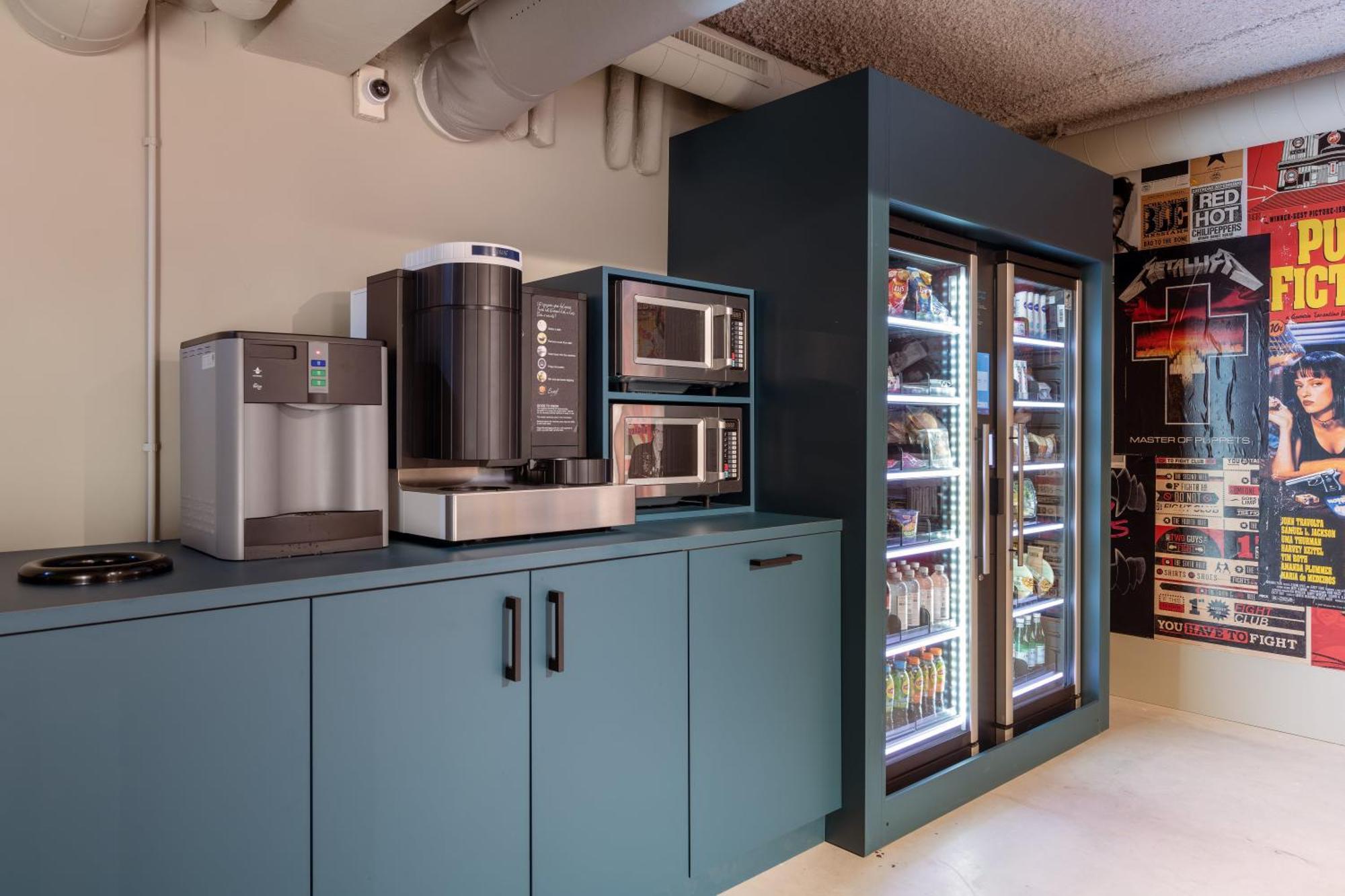 Stayokay Hostel Amsterdam Stadsdoelen - Refurbished November 2024 Εξωτερικό φωτογραφία