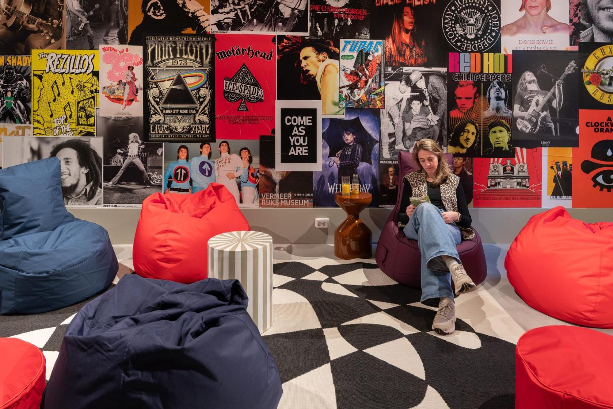 Stayokay Hostel Amsterdam Stadsdoelen - Refurbished November 2024 Εξωτερικό φωτογραφία