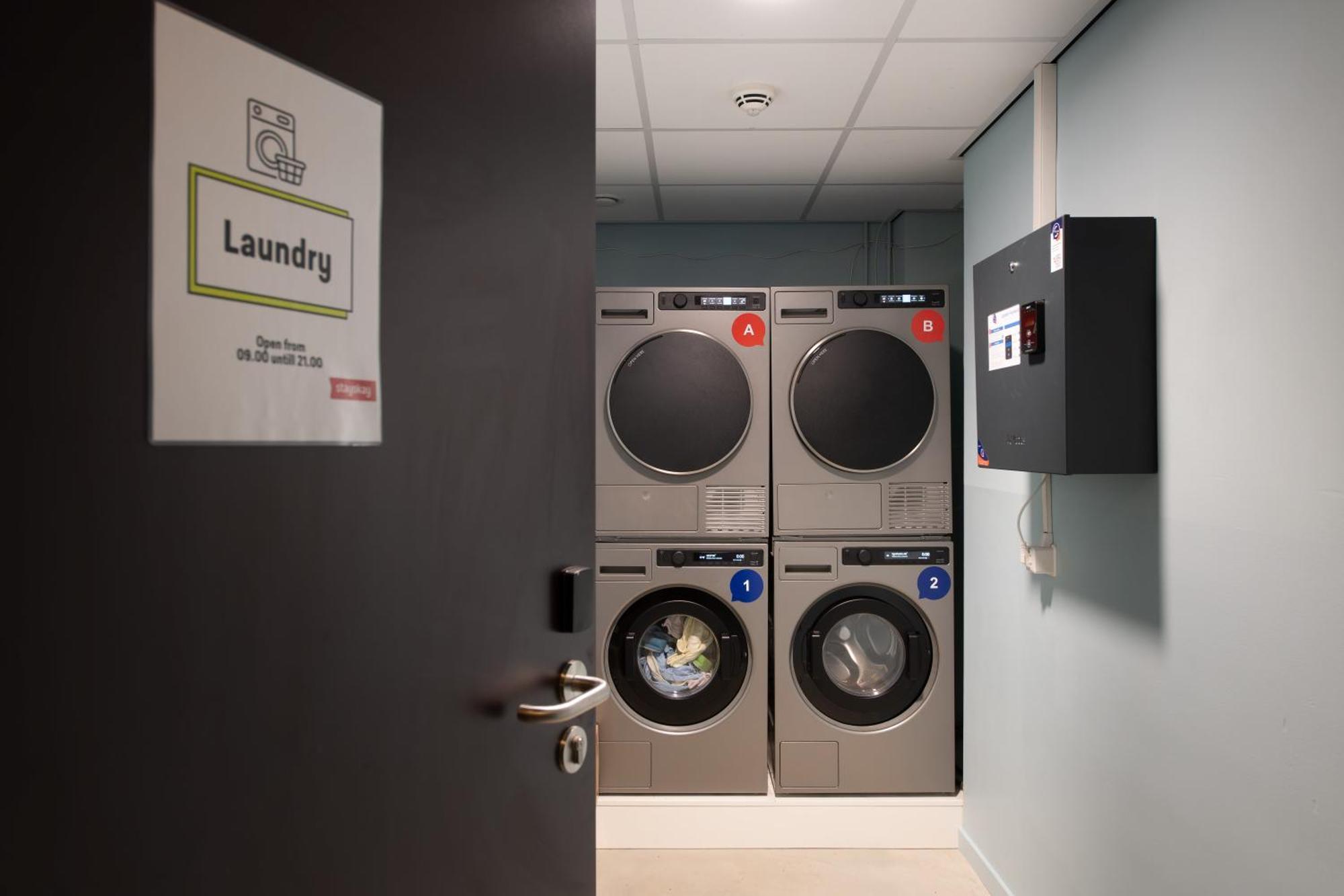 Stayokay Hostel Amsterdam Stadsdoelen - Refurbished November 2024 Εξωτερικό φωτογραφία